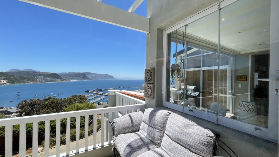 4 Bedroom Property for Sale in Simons Kloof Western Cape